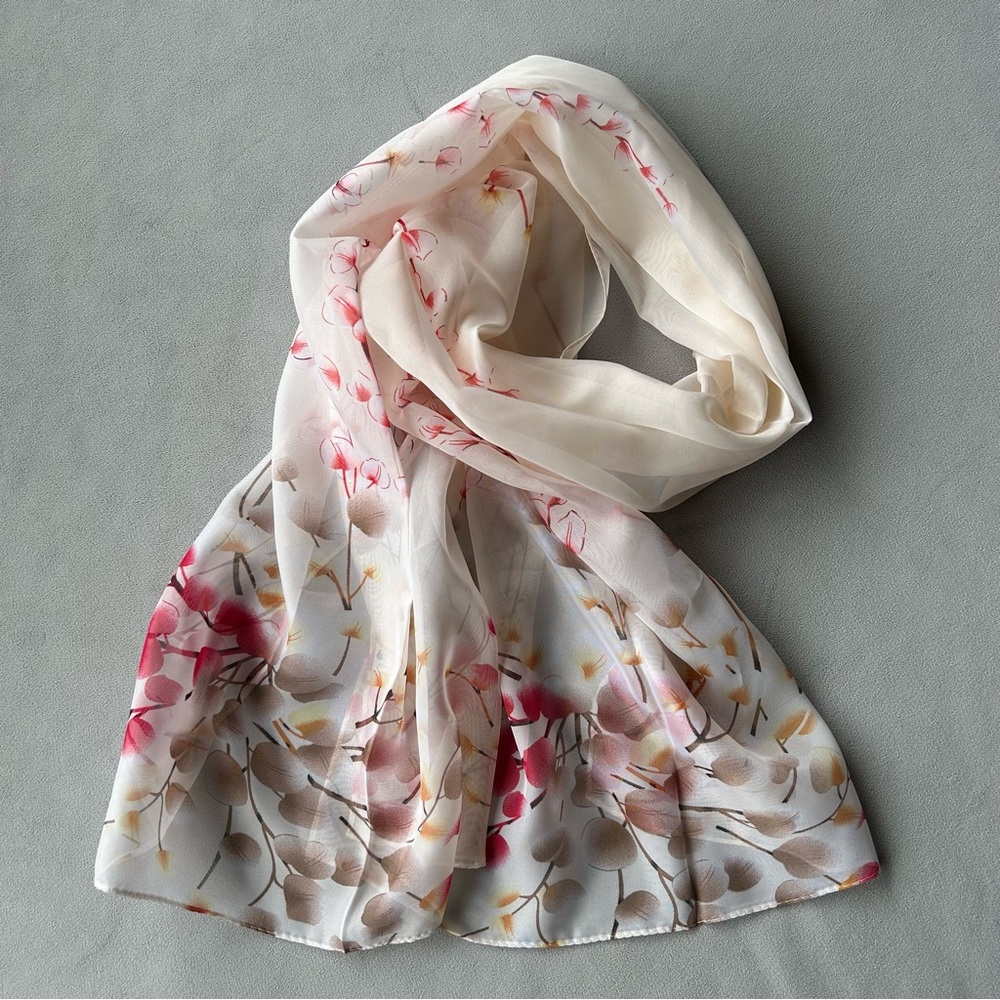 Floral Lightweight Scarf ~ 155 cm x 45 cm ~ 60” x 18” ~ Brand New!